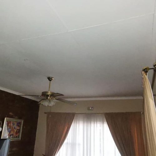 Ceiling-pkihmth5ym0aexhqm4nuoopgwsti0hhemhu2812rvs